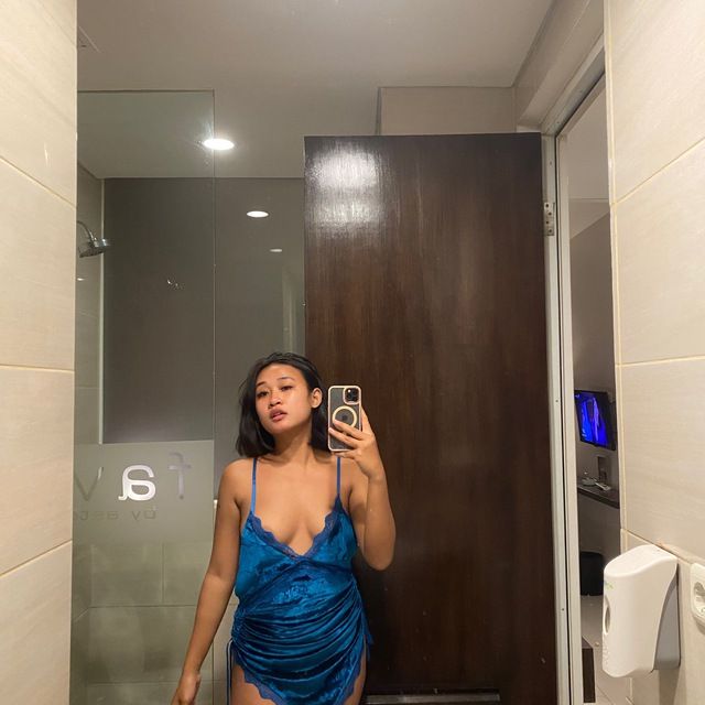 12 Unique Ways Tante Viral Bocil Kau Buat Aku Lupa Dunia