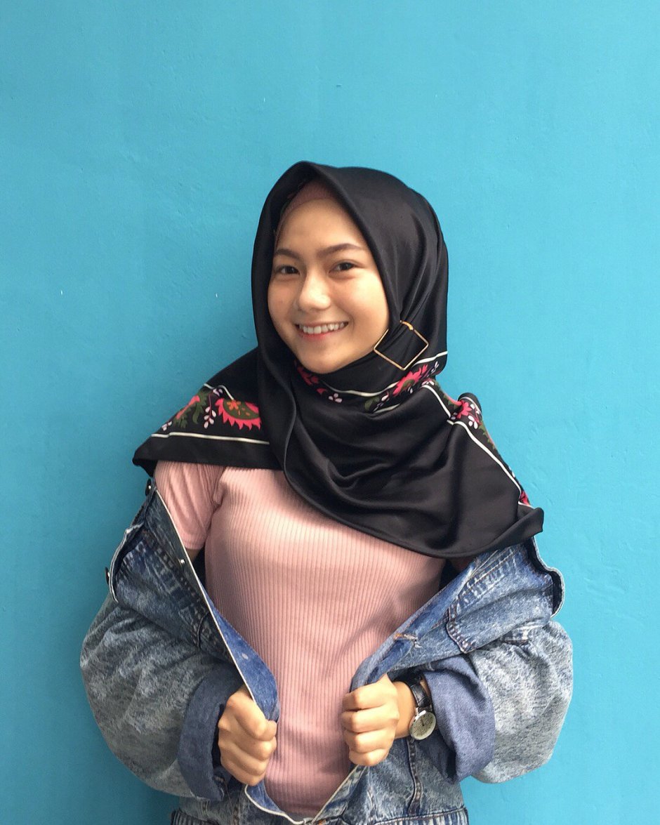 Latest Hits Indo Jilbab Viral ABG Menjelajahi Kedalaman Tanpa Jeda